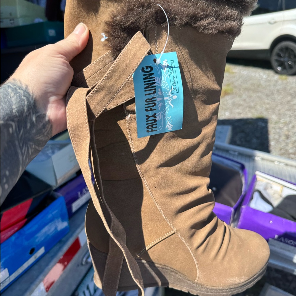 Cozy Faux Fur Lined Winter Boots - Brown